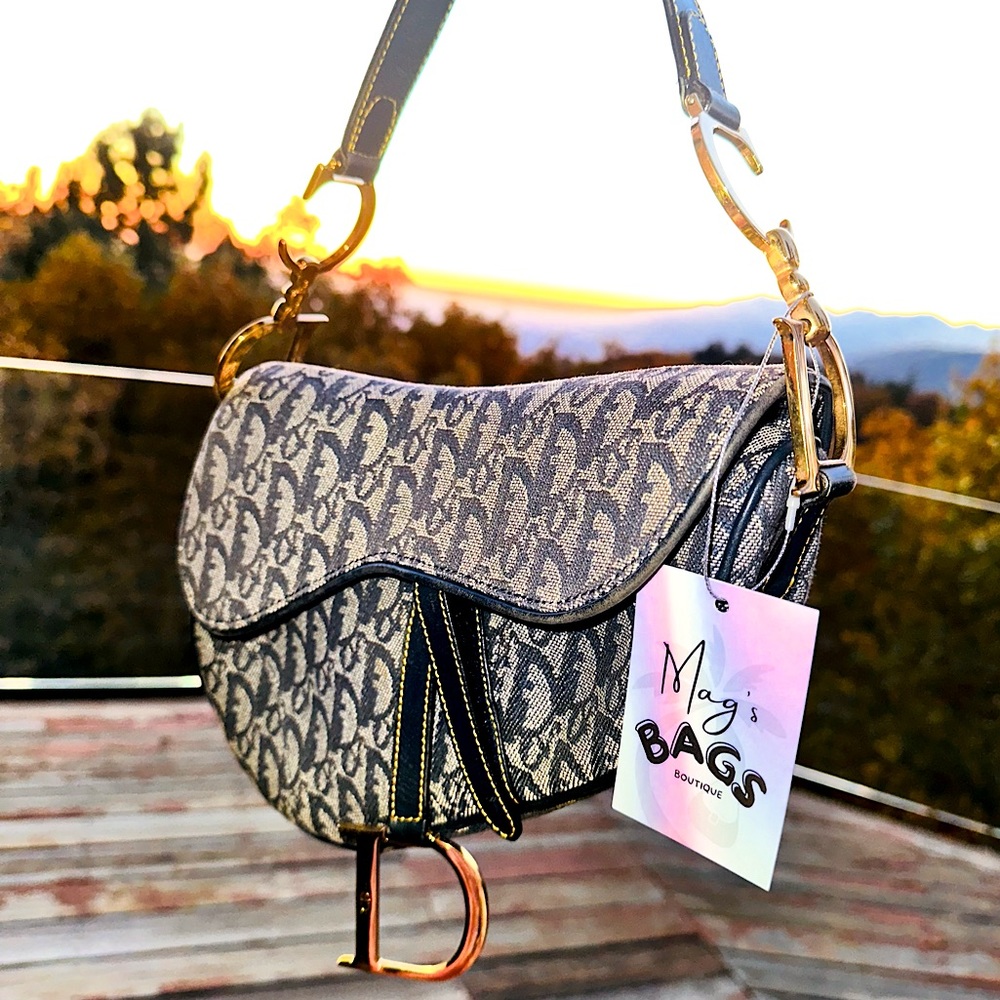 Dior: Trotter Saddle CD Shoulder Bag - Picture 4 of 16